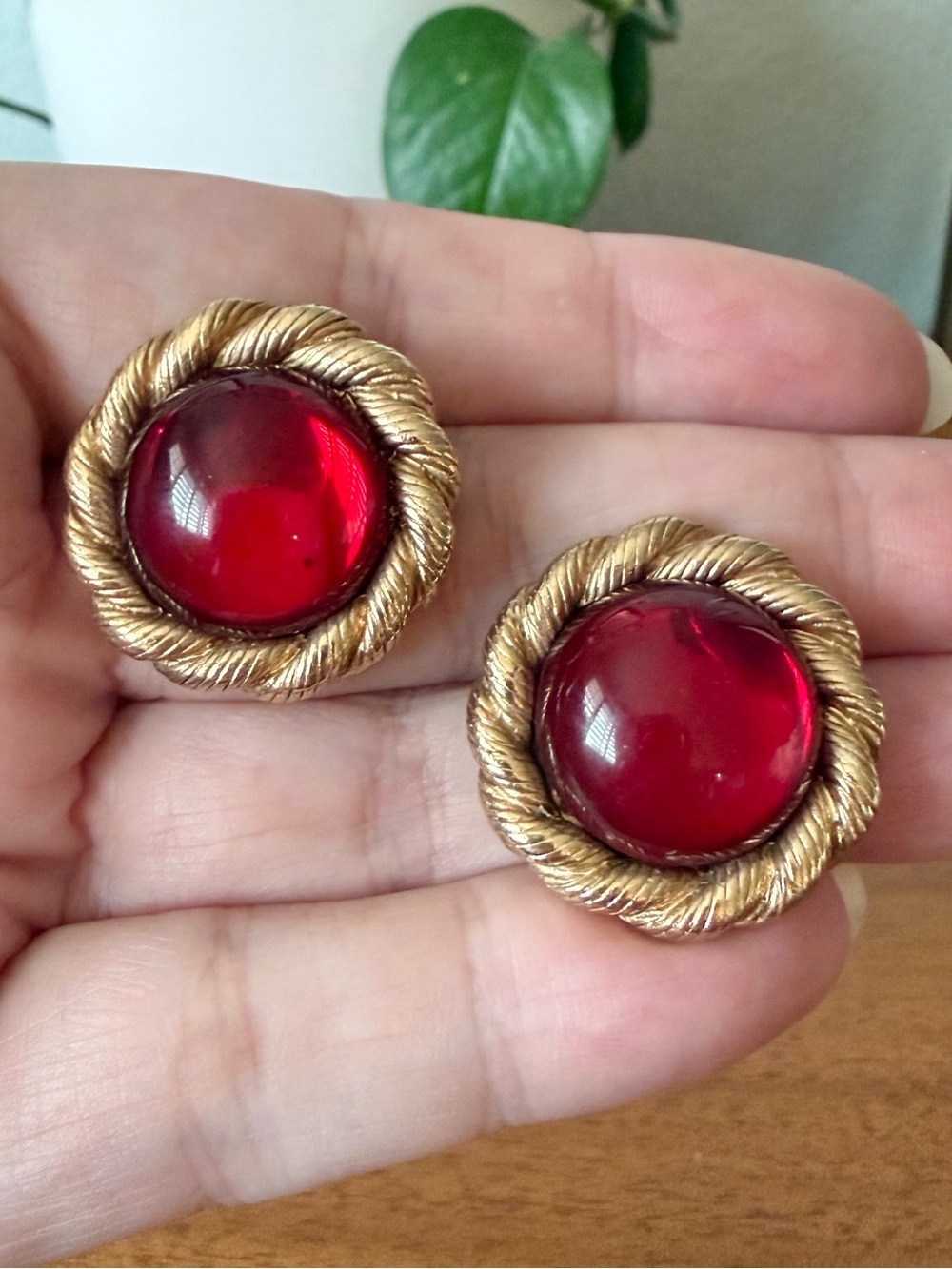 Vintage Carolee Red Glass Cabochons Gold-Tone Twist Rope Button Earrings Pierced
